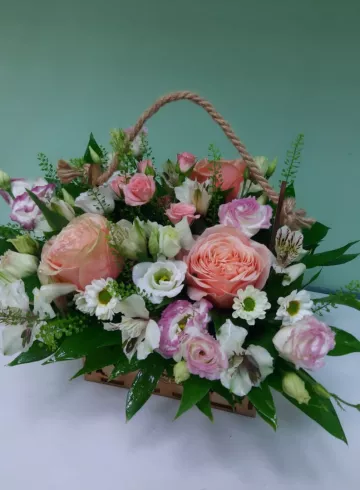 Композиция «Рассвет» от интернет-магазина цветов в 