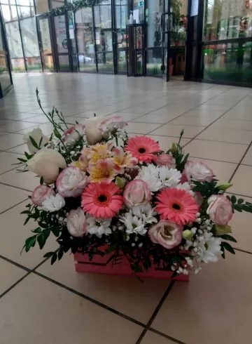 Композиция «Белые ночи» от интернет-магазина цветов в 