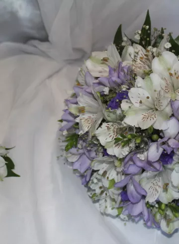 Букет невесты &laquo;Пристрастие&raquo; от интернет-магазина цветов в 