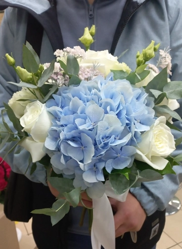 Букет невесты с гортензией от интернет-магазина цветов в 