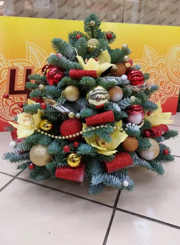 елочка желтая от интернет-магазина цветов в 