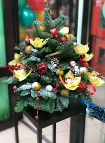 елочка красная от интернет-магазина цветов в 