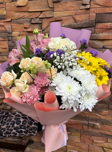 Букет для настроения от интернет-магазина цветов в 