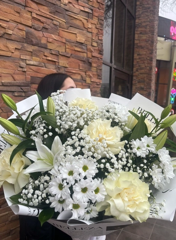 Букет Английский сад от интернет-магазина цветов в 