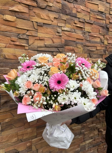 Букет Венский вальс от интернет-магазина цветов в 