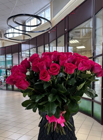 Букет 25 ароматных роз Пинк флойд от интернет-магазина цветов в 