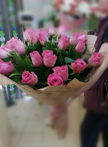 Букет из 25 роз от интернет-магазина цветов в 