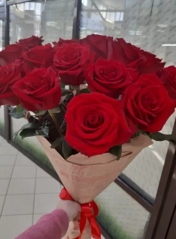 Букет из 15 роз от интернет-магазина цветов в 