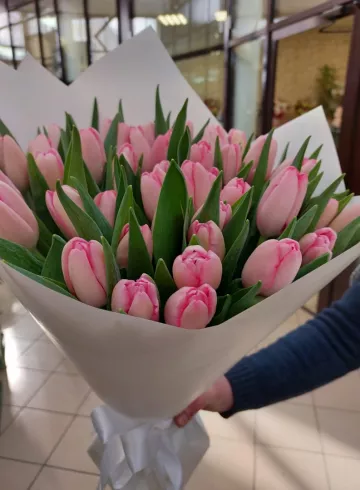 Букет &laquo;Весенний&raquo; от интернет-магазина цветов в 