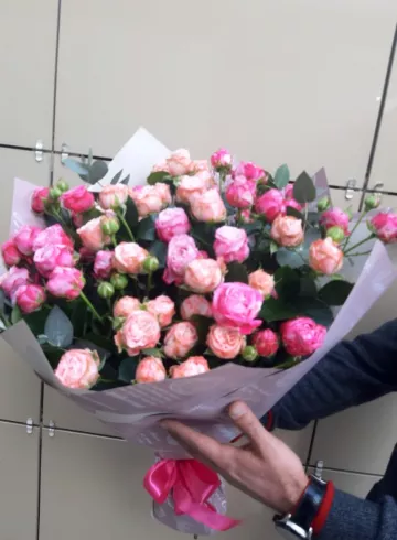 Букет &laquo;Конфетка&raquo; от интернет-магазина цветов в 