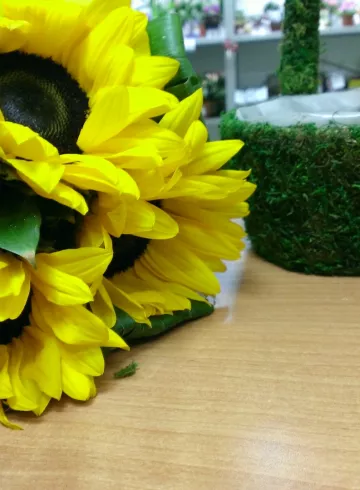 Гелиантус (подсолнух) от интернет-магазина цветов в 