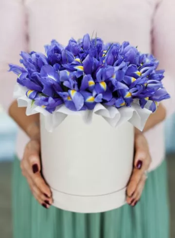 Коробка «Ириска» от интернет-магазина цветов в 